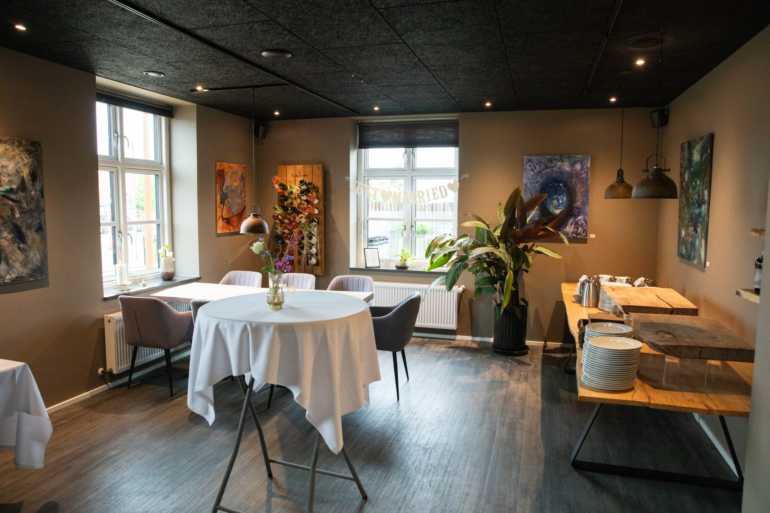 Restaurant Rummelig opdækning